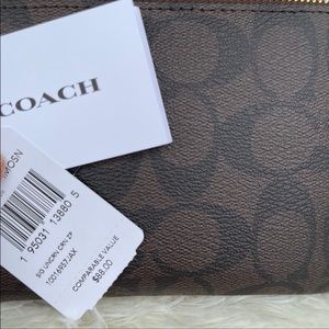 Coach tote